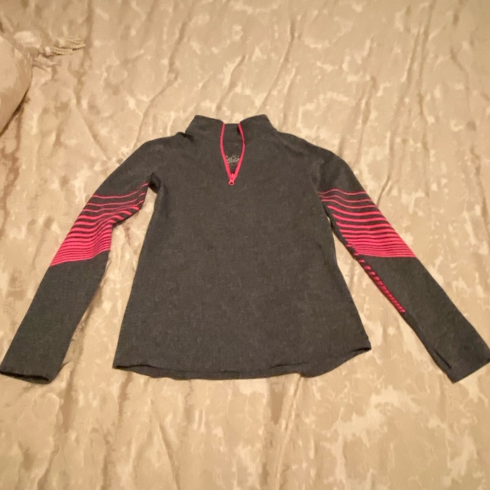 Justice athletic pullover size 10